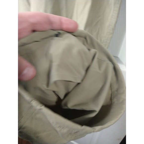 L.L. Bean Woman's 16 Tan Cargo Hiking Adjustable Ankle Flat Front Traveling... - Picture 5 of 12